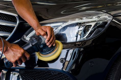 Comparing Waxing vs. Ceramic Coatings: What's Best for Your Car?