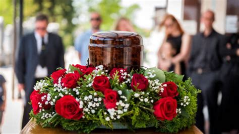 Akard Funeral Home - Bristol Obituaries - Honoring the Lives of Our ...