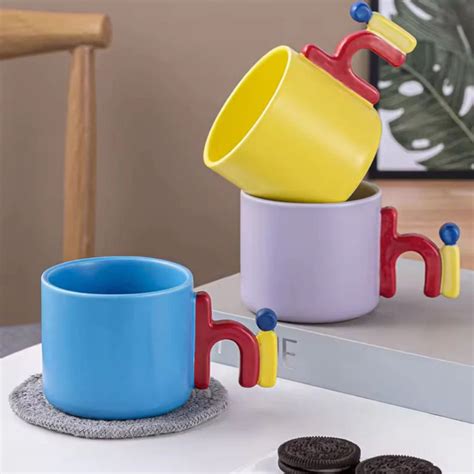 Say Hi Mug – Pop Color Ceramic Conversation Starter – Geekmonkey