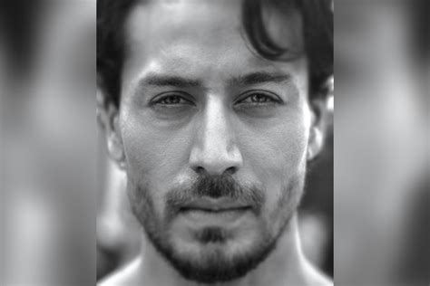 Tiger Shroff joins hand with Mahesh Bhupathi to expand his brand