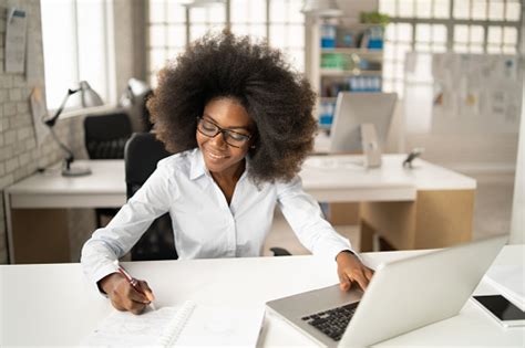 Busy Working Woman 的图像结果