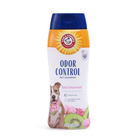 Buy Arm & Hammer Deodorizing Dog Shampoo for Smelly Dogs & Puppies with ...
