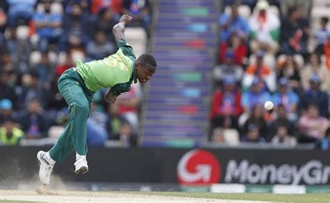 146 Kilometres Per Hour! Yes, That's How Quick The Ball Was Which Broke ...