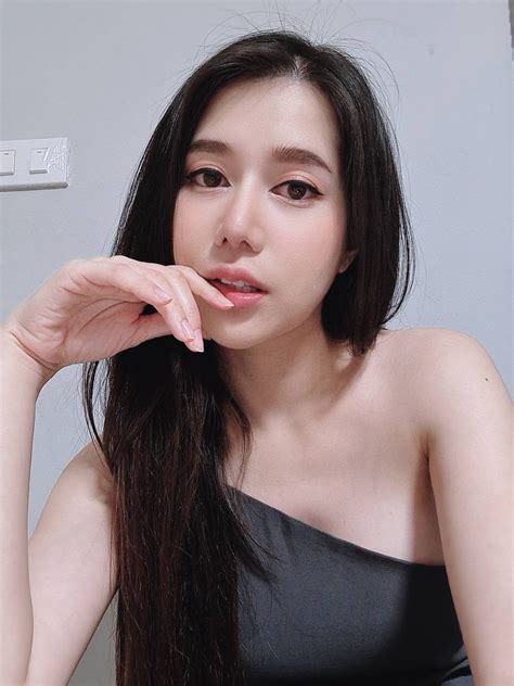 แจกวาร์ป น้องเอมมี่ Ammy Palida สาวฮอตสุดเซ็กซี่ Onlyfans โคตรแจ่ม