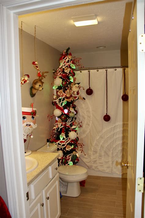 Christmas Bathroom Decor Ideas
