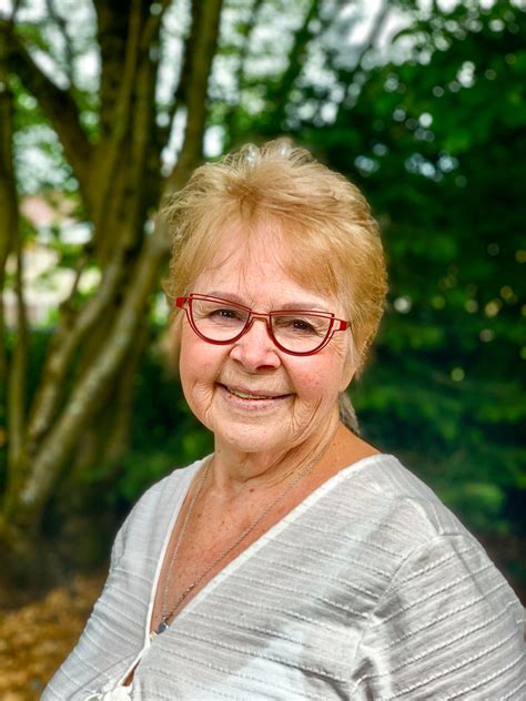 Lois Stevens ‐ Mindful Therapy Group