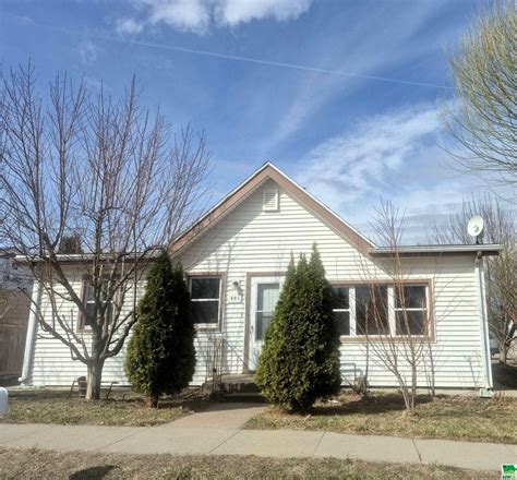 401 W 16th St, South Sioux City, NE 68776 | MLS ID 827229 - United Real ...
