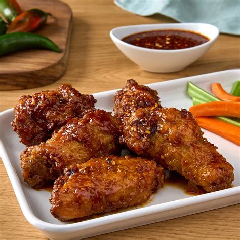 Tyson® Fully Cooked Oven Roasted Bone-In Chicken Wing Sections, Jumbo