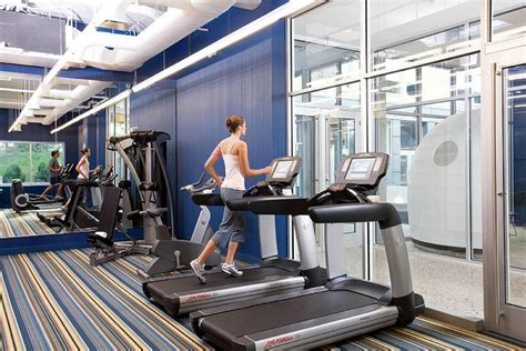 Aloft Buffalo Airport Parking: Pictures & Reviews - Tripadvisor