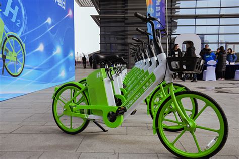 永安行氢燃料电动车在常州首发 市民试骑“尝鲜”-国际在线