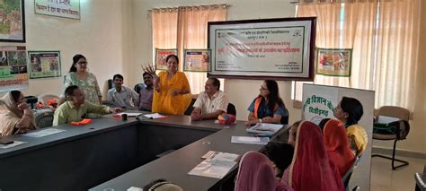 Training on the utilization of labor-saving devices in agriculture ...