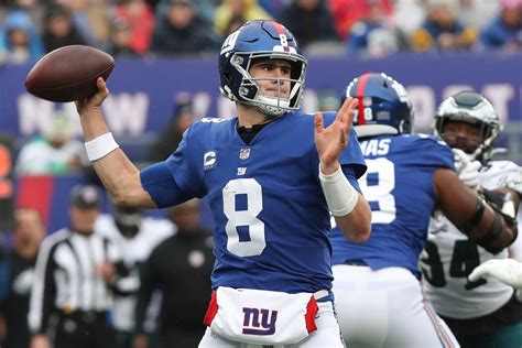 New York Giants QB Depth Chart: Who Will Back up Daniel Jones?