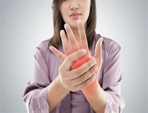 "Why Is Arthritis More Common in Women? Causes, Symptoms, and ...