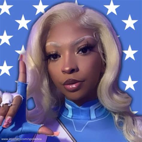 xia hall’s Official Social Fan Page | LoyalFans