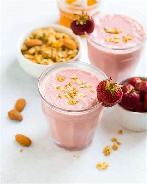 Healthy Breakfast Smoothies {20+ of the Best Recipes!} - WellPlated.com