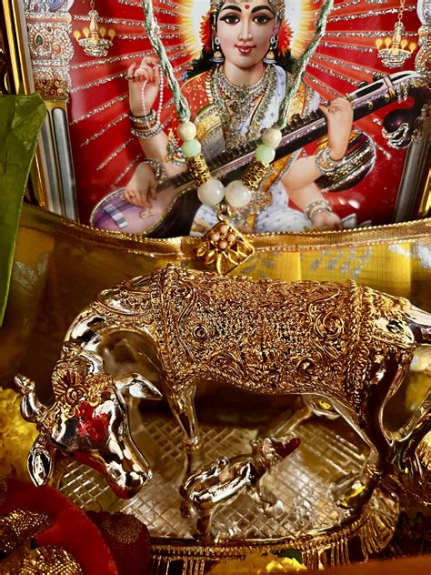 Vastu Kamdhenu Cow with Calf Idol | Gold & Silver Plated