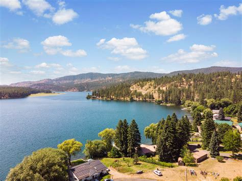 Brivity - 6696 Highway 291 Unit D Nine Mile Falls, WA 99026 - Virtual Tour