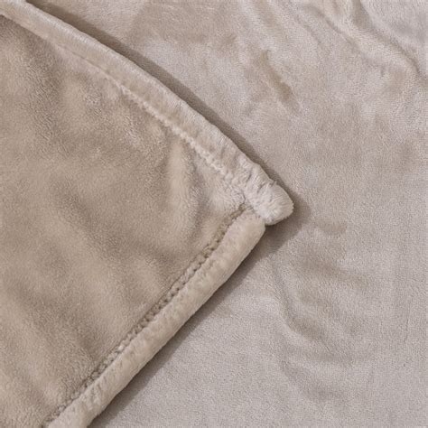 Buy Fiesta Ombre Fur and Mink Single Blanket from Home Centre at just ...