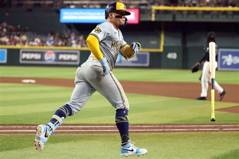 William Contreras Contract Breakdown, History, Salary and Bonuses