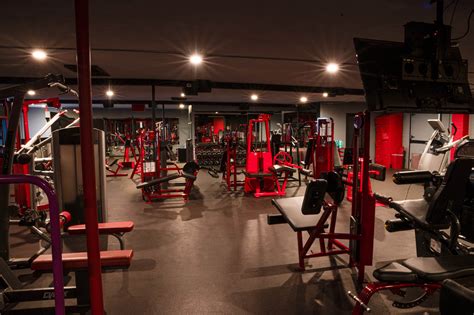 Physiques Gym | Modern Weight Training Gym, Phoenix, AZ | Production ...