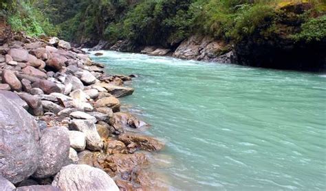 7 Rivers Of Nepal That Guarantee Breathtaking Views!