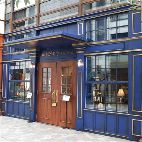 LINE購物｜先LINE購物 再購物 · LINE POINTS回饋賺不停