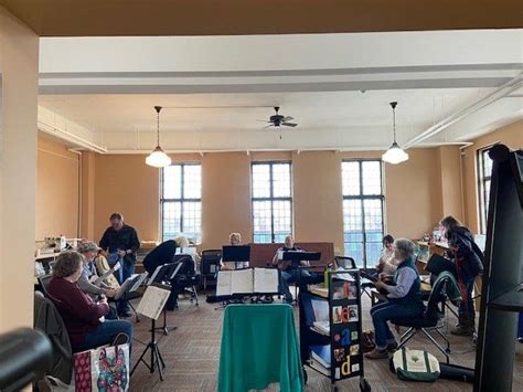 Faribault Ukulele Network (FUN), Buckham Memorial Library, Dundas, 26 ...