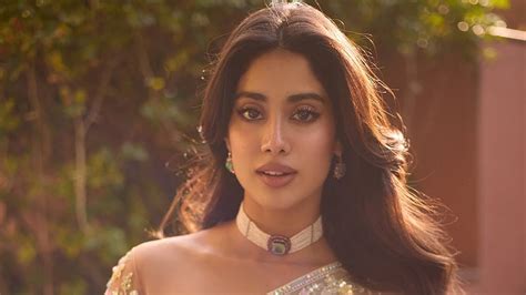 What Is 'Buffaloplasty' Surgery That Janhvi Kapoor Shut Rumours About ...