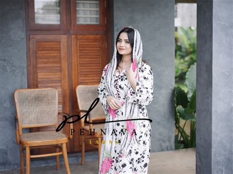 Printed casual suit with cotton dupatta-3400/3215 – Pehnava Lawns