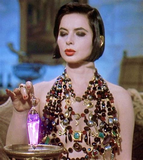 Isabella Rossellini Death Becomes Her Costume