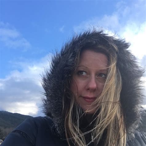 Christine Apodaca - YouTube