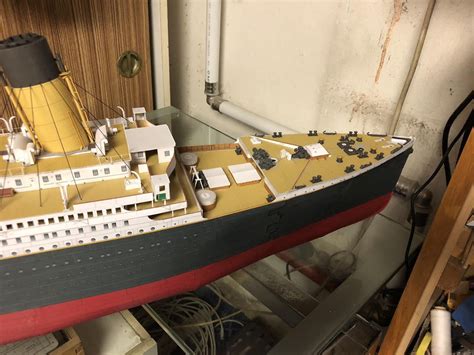 Titanic Paper Model 的图像结果
