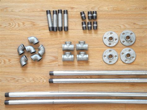 Making a Clothes Rack Out of Pipe 的图像结果