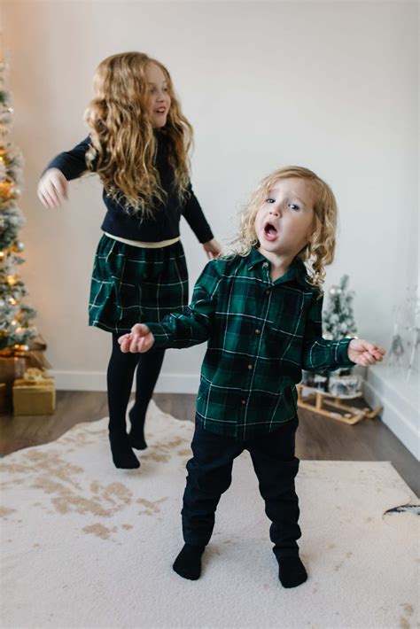 Matching Holiday Outfits Perfect Family Matching Holiday Outfits For