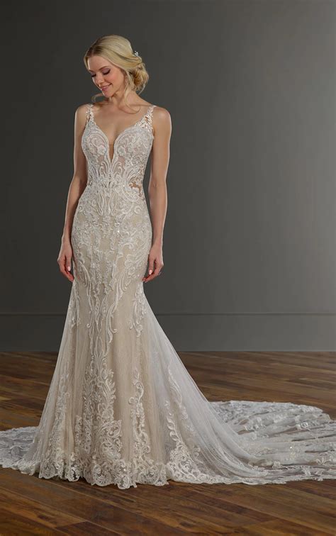Sexy Lace Wedding Dress with Shaped Train - Martina Liana Wedding Dresses