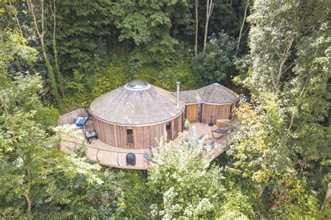 A Foodie’s Guide To Devon - Best Restaurants in Devon