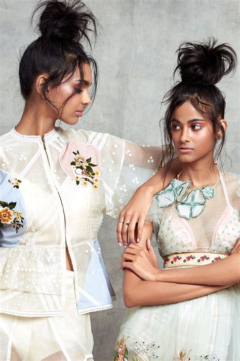 How to pick a makeup primer that is specifically made for your skin ...