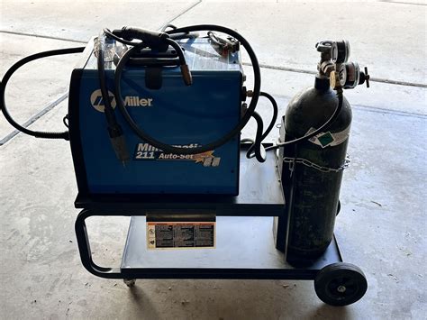 Millermatic 211 Auto-Set with MVP MIG Welder + Cart for Sale in Phoenix ...