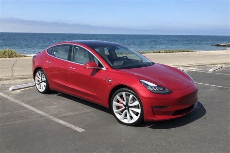 Tesla Model 3 hatchback may land as cheaper EV - Roadshow