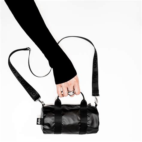 METALLIC Black Small Weekender - LOQI GmbH