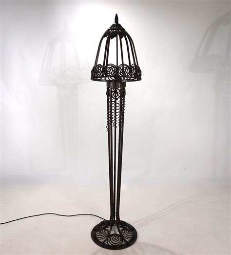 Art Nouveau wrought iron floor lamp, 1920 | #330933