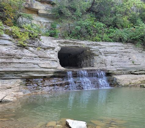 7 Best Waterfalls for Hiking near Nashville » The Modern Female Hiker