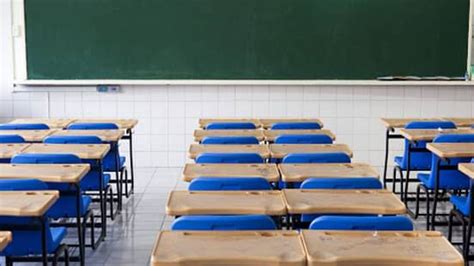 Why Traditional Learning Methods Better than Online Learning Methods ...