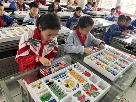 趣味百拼 拼出精彩！柴桑小学参加九江市青少年儿童电子制作锦标赛(浔阳分赛) - 掌中九江