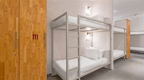 Girls Bunk Bedzzz | Stay in Varanasi | Dorms in Varanasi