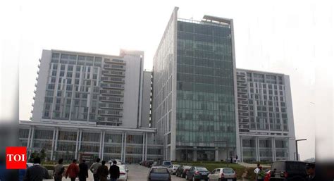 Parents billed Rs 16 lakh for 7-year-old’s dengue treatment, now ...