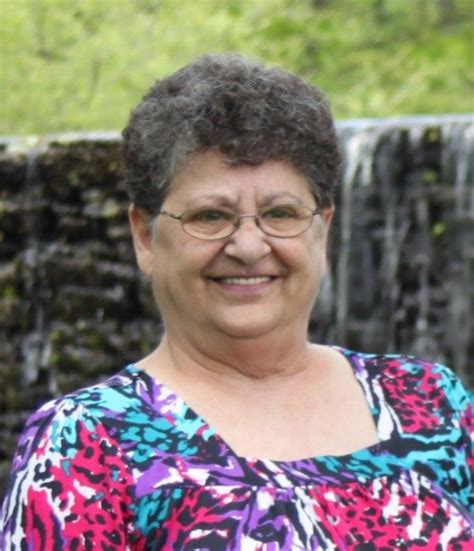 Waring-Sullivan Home of Memorial Tribute at Birchcrest | Swansea MA