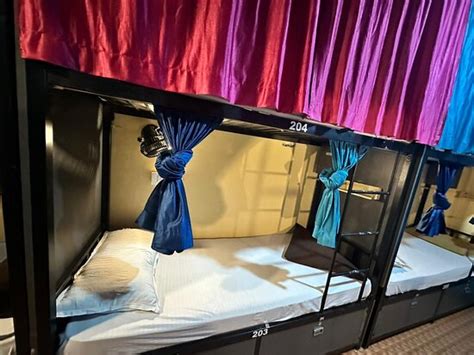 AFRA DORMITORY (Mumbai) - Hostel Reviews, Photos, Rate Comparison ...