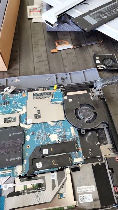 Image result for Alienware X17 R2 Air Flow