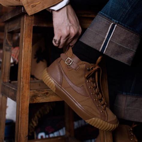 Jenis Sepatu Compass, Mana yang Jadi Favoritmu?